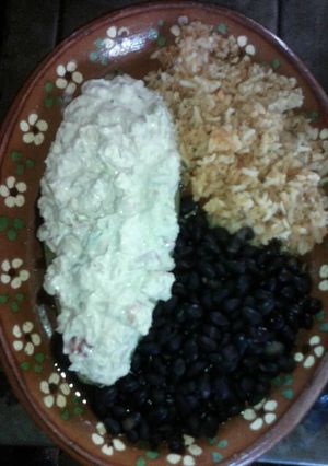 Una foto de Huarache de nopal con atún