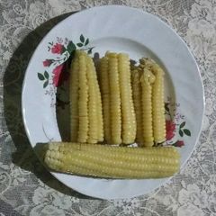 A picture of Healthy boiled green maize.