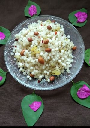 साबूदाना खिचड़ी (Sabudana khichdi recipe in Hindi) रेसिपी मुख्य फोटो