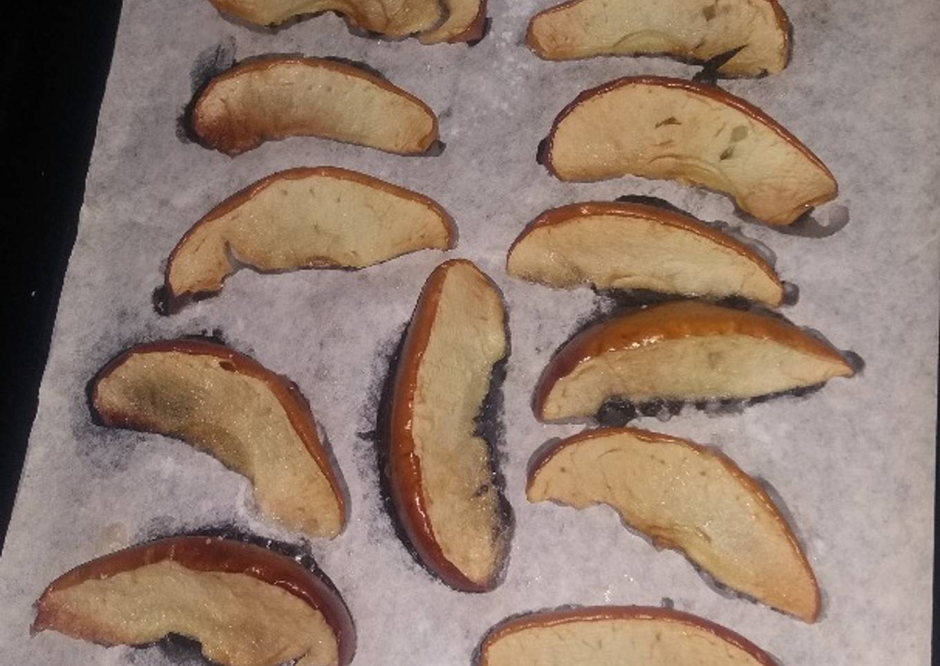 Spiced Apple Crisps