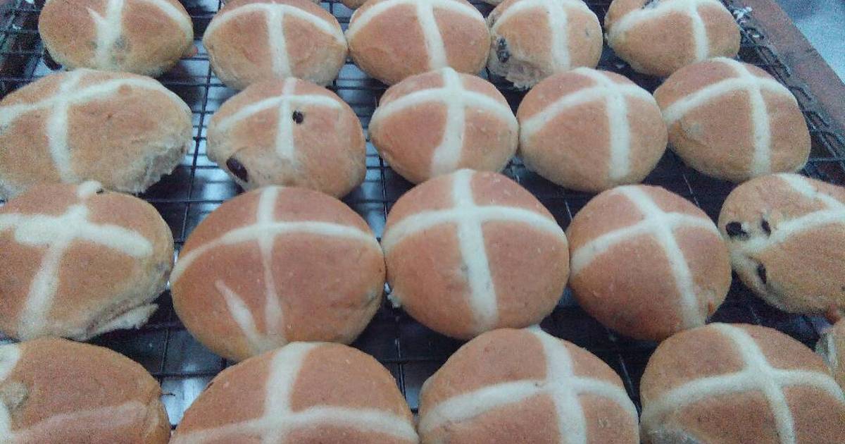 Hot cross buns перевод