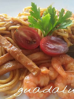 Una foto de Espaguetis marinera con salsa de tomates secos en GME, GMF y tradicional