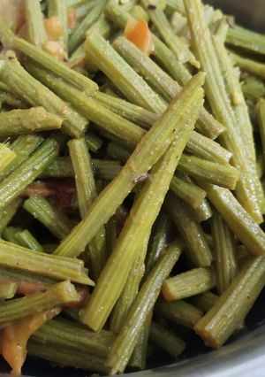 सहजन की सब्जी (sahjan ki sabzi recipe in Hindi) रेसिपी मुख्य फोटो