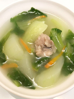 👩🏻🍳大黃瓜蔬菜排骨湯 的食譜成品照片