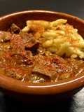 Goulash con Spaetzles
