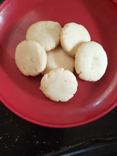 நெய் குக்கீஸ் (Ghee Cookies recipes in tamil) செய்முறை முக்கிய புகைப்படம்