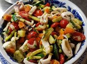 Una foto di insalata di calamari light
