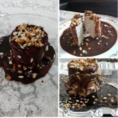 A picture of Marie Biscuit pull me up cake.