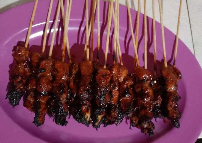 Cara gampang bikin "Sate ayam bumbu kecap" sedap😘😘👍👍👍👍😋😋😍😍 yang istimewa