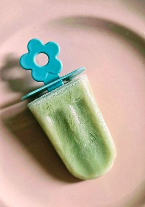 Una foto de Heladito de Matcha y Bebida de Almendras con Creatina, Endulzado con Glicina 🌱 Heladito Funcional ⚽