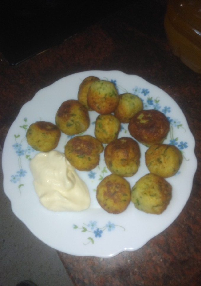 Una foto de Buñuelos de sancocho con mayonesa