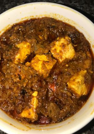 કડાઈ પનીર (Kadai Paneer Recipe In Gujarati) રેસીપી મુખ્ય ફોટો