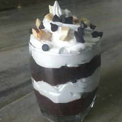 A picture of Chocolate dates mousse.
