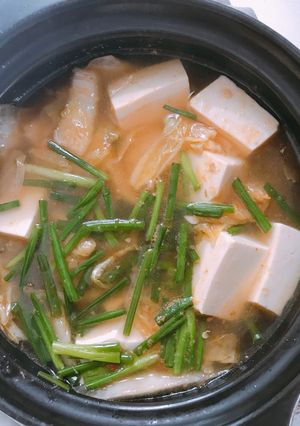 Hình của món Canh kim chi đậu hũ non.