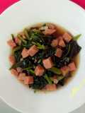 Tumis Daun Ginseng w/ MaLing