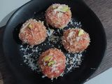 ગાજર ડ્રાયફ્રુટ બોલ્સ (Gajar Dryfruits Balls Recipe In Gujarati)
