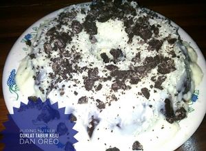 Foto resep Puding Nutrijel coklat vla susu tabur keju dan oreo