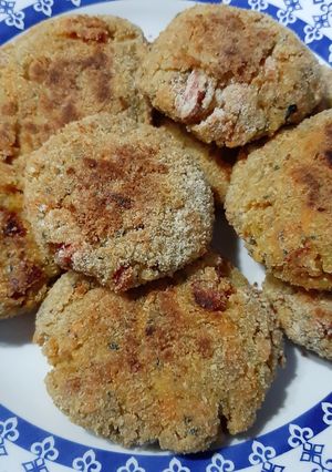 Una foto de Croquetas de trigo de bourgol