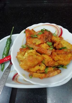 A picture of Aloo gobhi dhaba style.