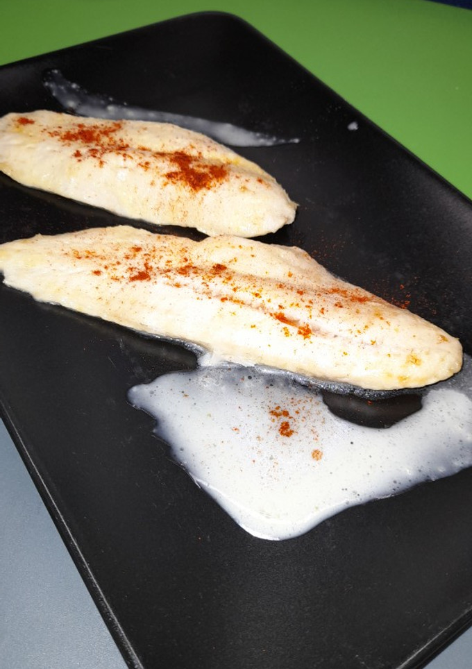 Una foto de Filetes de merluza al limón