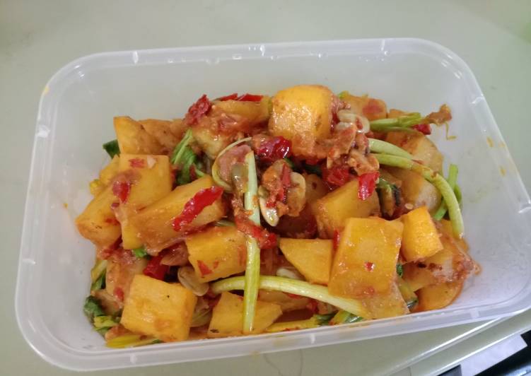 Resep Kentang caisim pete yang Bikin Ngiler