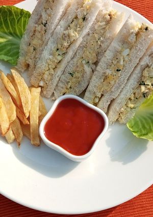 A picture of Egg Mayo Sandwiches 🥪🥚.