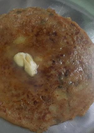 आलू का पराठा (aloo ka paratha recipe in Hindi) रेसिपी मुख्य फोटो