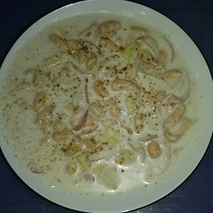 A picture of Dahi aalu phulki.