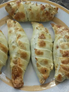 Una foto de Empanadas hojaldradas horneadas o pastelitos horneados