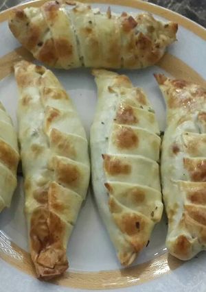 Una foto de Empanadas hojaldradas horneadas o pastelitos horneados