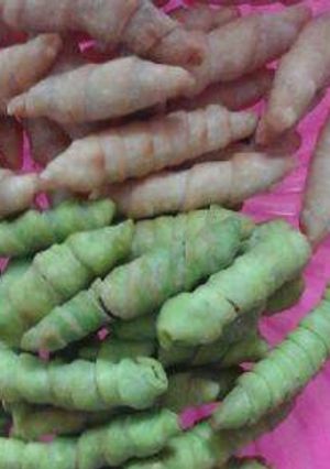 Foto resep Molen Mini Kering 2 Warna