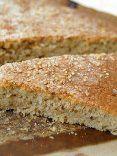 Una foto de Torta muy fácil y pocos ingredientes increible pero buenísima