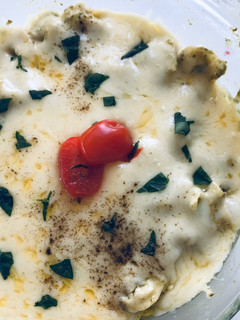 Φωτογραφία της συνταγής Tortellini με πέστο βασιλικού και τυριά στο φούρνο