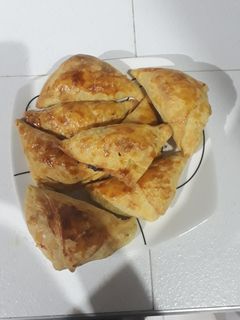 Una foto de Pasteles de pollo en hojaldre