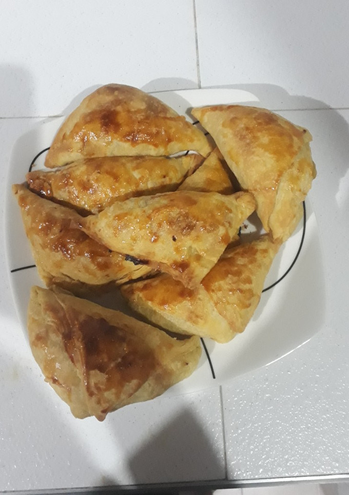 Una foto de Pasteles de pollo en hojaldre