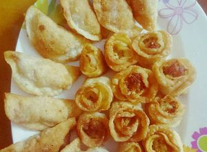 Hình của món Hoành Thánh chiên.