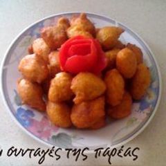 A picture of Greek island chickpea fritters (Revithokeftedes).