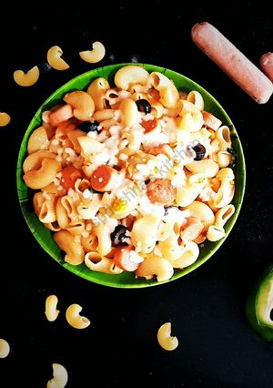 A picture of Chicken Cheese Sausage Pasta.