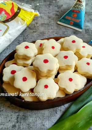 Foto resep Kue Roti Khas Pariaman | Kue Bangkit Santan | Kue Aci |Kue Jadul