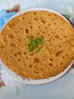 A picture of Besan ki roti.