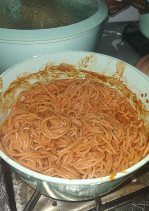 Una foto de Espagueti de salsa de tomatee