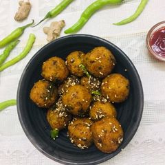 Masala rice balls A picture of Masala rice balls.