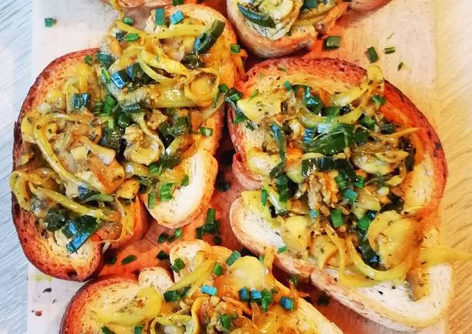 How to Make Favorite Bruschetti with Leeks, Onions and Mushrooms (Vegan)