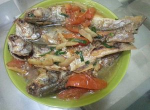 Foto resep Ikan senangin masak jahe simple