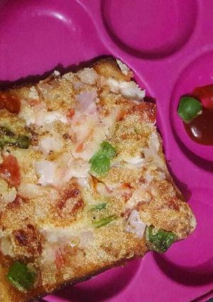 ब्रेड पिज़्ज़ा (Bread pizza recipe in hindi) रेसिपी मुख्य फोटो