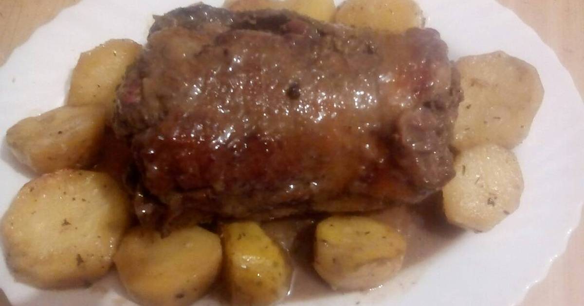 Pollo de campo relleno de carne de venado y dátiles Receta de Mari Ramos-  Cookpad