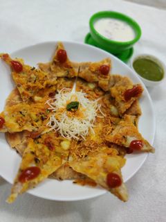 પરોઠા (parotha recipe in gujarati) રેસીપી મુખ્ય ફોટો