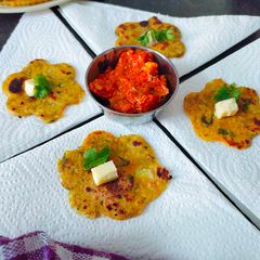 A picture of Cauliflower flower parathas.