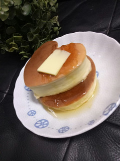 日式舒芙蕾厚鬆餅 的食譜成品照片