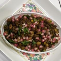 A picture of Kala chana masala.